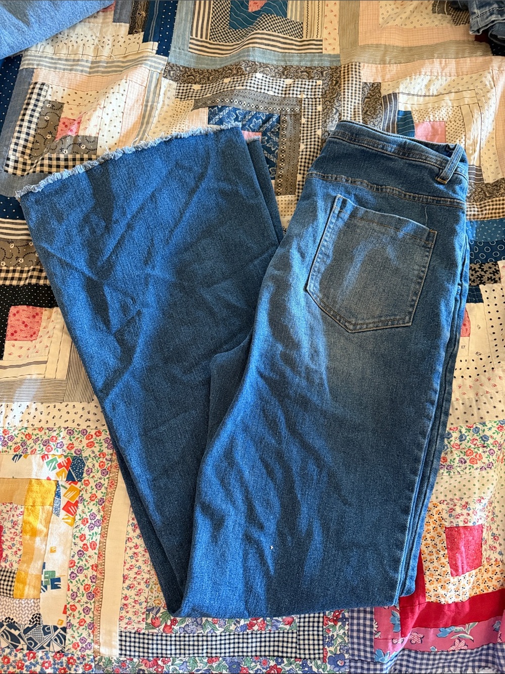No brand women’s jeans